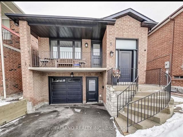 Lower-5 Twinberry Cres, Vaughan, ON, L4L3X5 | Card Image
