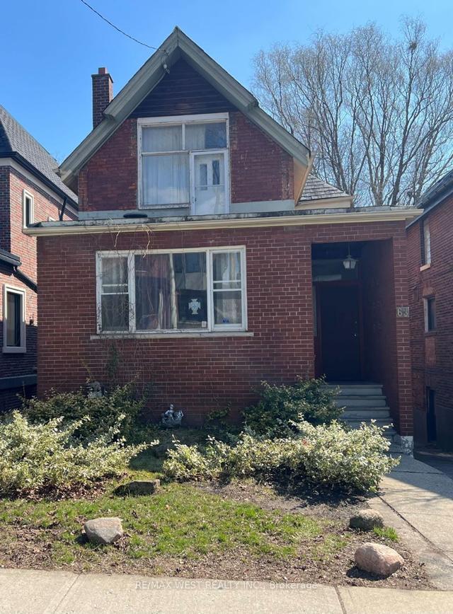 63 Shannon St, House detached with 3 bedrooms, 2 bathrooms and 3 parking in Toronto ON | Image 1