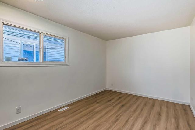 4203 19 Avenue Se, Home with 3 bedrooms, 1 bathrooms and 2 parking in Calgary AB | Image 14