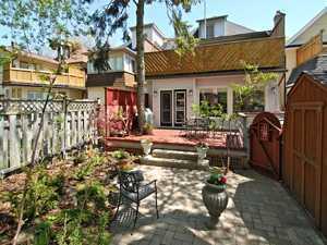 180 Lee Ave, House detached with 4 bedrooms, 5 bathrooms and 2 parking in Toronto ON | Image 8