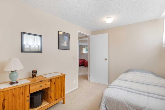 20 Berkshire Close Nw, House detached with 5 bedrooms, 2 bathrooms and 1 parking in Calgary AB | Image 41