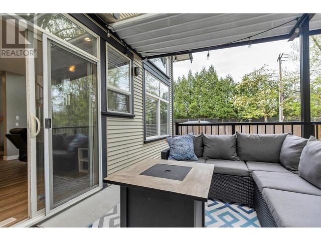 1 - 11495 Cottonwood Drive, House detached with 3 bedrooms, 4 bathrooms and 2 parking in Maple Ridge BC | Image 12