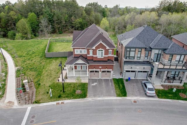 2 Cottonwood Hollow Crt, House detached with 4 bedrooms, 4 bathrooms and 4 parking in Aurora ON | Image 29