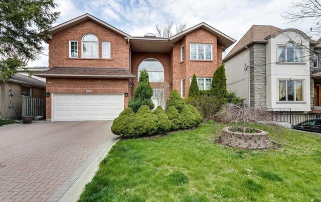 238 Horsham Ave, House detached with 4 bedrooms, 6 bathrooms and 6 parking in Toronto ON | Image 1