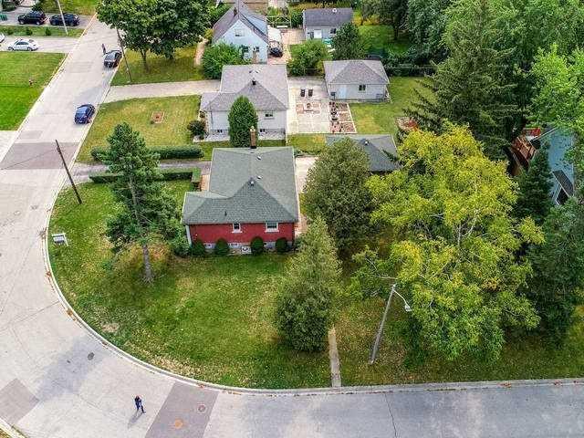 940 The Greenway Way, House detached with 2 bedrooms, 1 bathrooms and 5 parking in Mississauga ON | Image 10