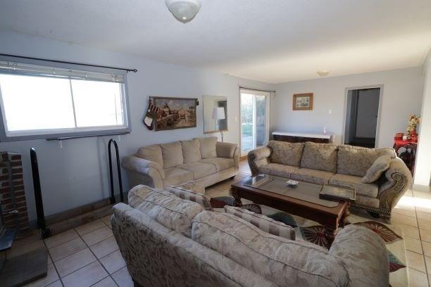 6670 County 21 Rd, House detached with 3 bedrooms, 2 bathrooms and 10 parking in Essa ON | Image 18