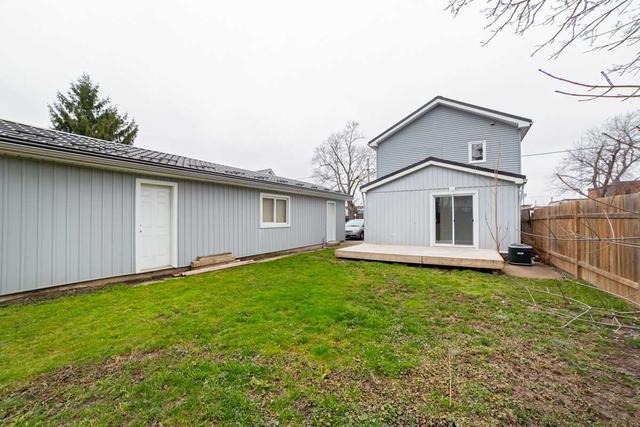 98 Haynes Ave, House detached with 3 bedrooms, 2 bathrooms and 6 parking in St. Catharines ON | Image 15
