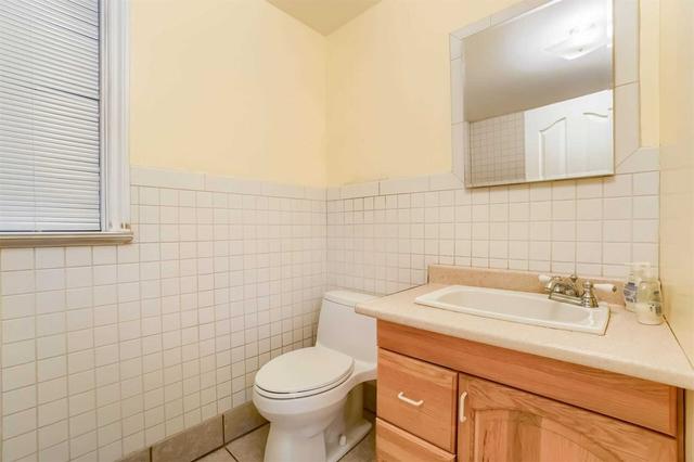 93 Twenty Second St, House detached with 2 bedrooms, 2 bathrooms and 4 parking in Toronto ON | Image 13