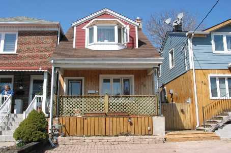 30 Hanson Rd, House detached with 3 bedrooms, 2 bathrooms and 1 parking in Toronto ON | Image 1