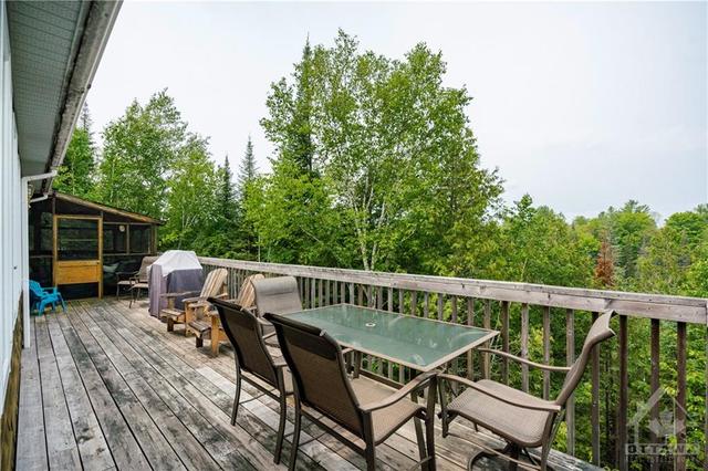 6055 Centennial Drive, House detached with 2 bedrooms, 1 bathrooms and 8 parking in Greater Madawaska ON | Image 18