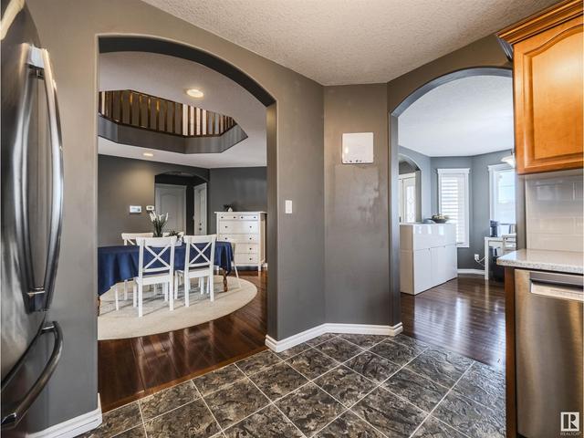 18003 105a St Nw, House detached with 5 bedrooms, 3 bathrooms and null parking in Edmonton AB | Image 14