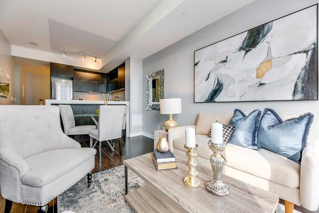 1801 - 170 Sumach St, Condo with 1 bedrooms, 1 bathrooms and 1 parking in Toronto ON | Image 2