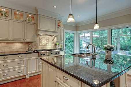 364 Maple Grove Dr, House detached with 5 bedrooms, 5 bathrooms and 6 parking in Oakville ON | Image 4