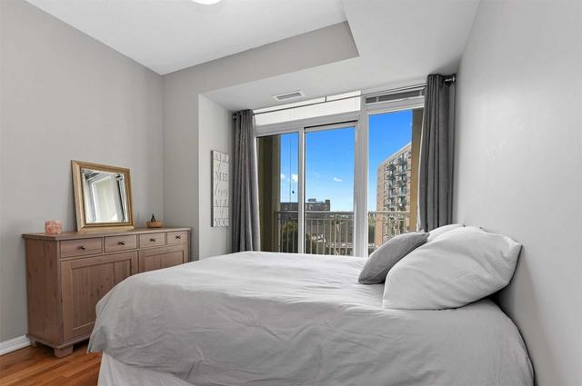 718 - 21 Grand Magazine St, Condo with 1 bedrooms, 1 bathrooms and 1 parking in Toronto ON | Image 2