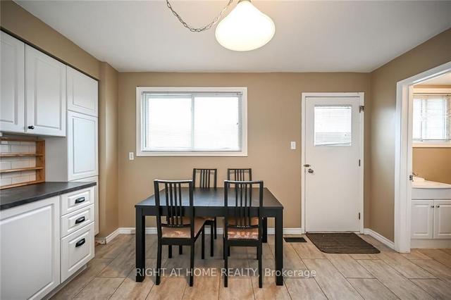 11 - 161 Berkindale Dr, Townhouse with 3 bedrooms, 2 bathrooms and 2 parking in Hamilton ON | Image 11