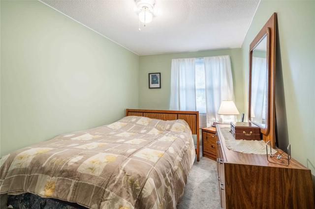 4 Oakmeadow Pl, House semidetached with 3 bedrooms, 2 bathrooms and 3 parking in St. Catharines ON | Image 14