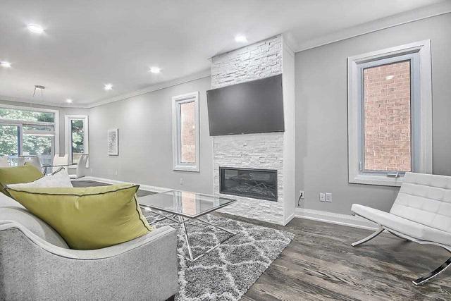 18 Mulholland Dr, House detached with 4 bedrooms, 5 bathrooms and 6 parking in Vaughan ON | Image 11