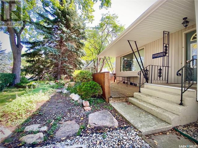 1115 Asquith Drive, House detached with 4 bedrooms, 2 bathrooms and null parking in Esterhazy SK | Image 2
