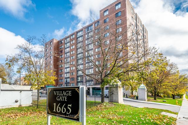 1106 - 1665 Victoria Park Ave, Condo with 3 bedrooms, 2 bathrooms and 1 parking in Toronto ON | Image 1