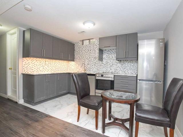 3051 Dalehurst Dr, House detached with 6 bedrooms, 3 bathrooms and 6 parking in Mississauga ON | Image 27