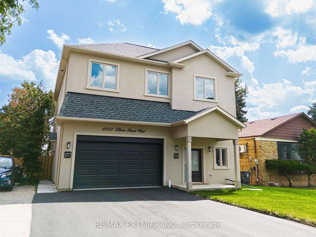 4027 Bloor St W, House detached with 6 bedrooms, 8 bathrooms and 6 parking in Toronto ON | Image 1