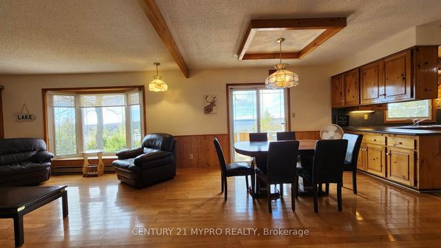 66 Moore St, House detached with 3 bedrooms, 2 bathrooms and 12 parking in Northern Bruce Peninsula ON | Image 4