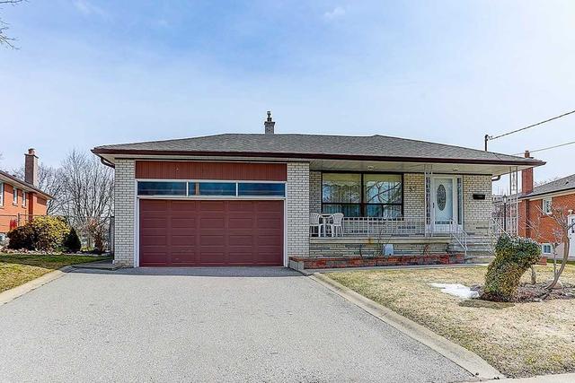 57 Aviemore Dr, House detached with 3 bedrooms, 2 bathrooms and 4 parking in Toronto ON | Image 1