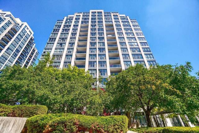 sph108 - 28 Hollywood Ave, Condo with 1 bedrooms, 1 bathrooms and 1 parking in Toronto ON | Card Image