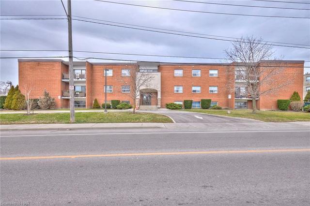 304 - 242 Oakdale Avenue, House attached with 2 bedrooms, 1 bathrooms and null parking in St. Catharines ON | Image 12