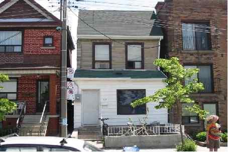 97 Christie St, House detached with 6 bedrooms, 3 bathrooms and 1 parking in Toronto ON | Image 1