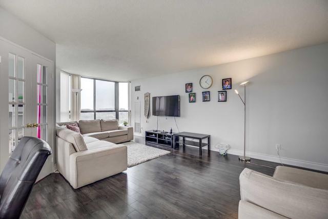 1231 - 25 Bamburgh Circ, Condo with 2 bedrooms, 2 bathrooms and 2 parking in Toronto ON | Image 4