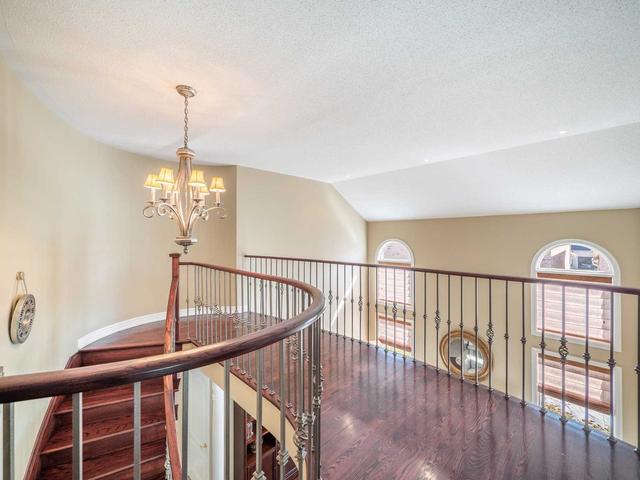 31 Johncrest Way, House detached with 4 bedrooms, 3 bathrooms and 6 parking in Vaughan ON | Image 14