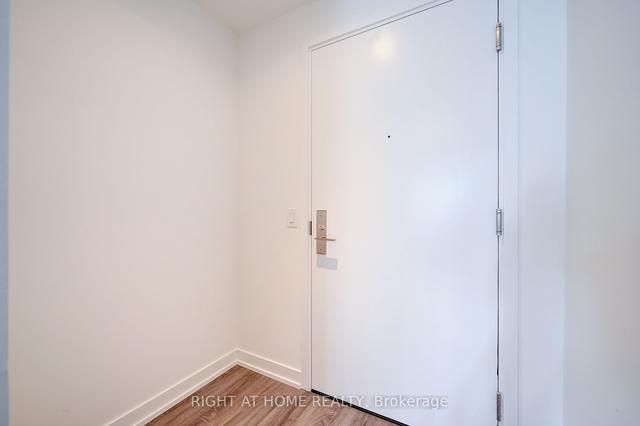 2410 - 20 Edward St, Condo with 3 bedrooms, 2 bathrooms and 1 parking in Toronto ON | Image 32