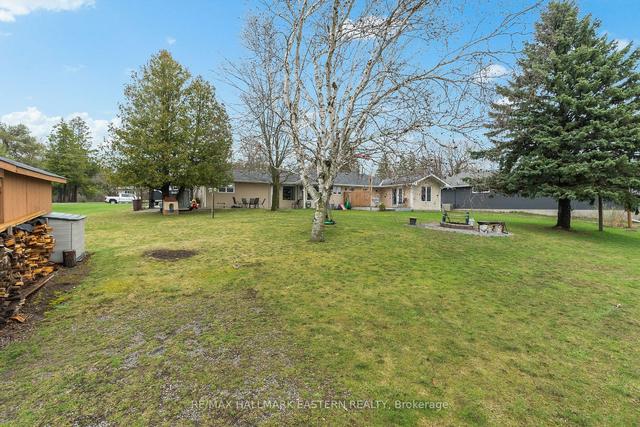 1032 East Communication Rd, House detached with 3 bedrooms, 2 bathrooms and 6 parking in Selwyn ON | Image 20