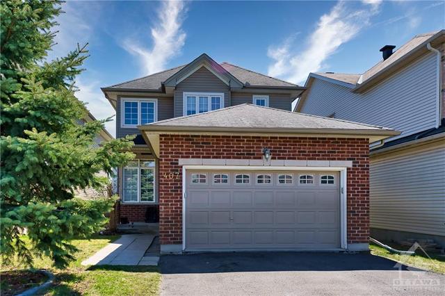 407 Fireweed Trail, House detached with 4 bedrooms, 3 bathrooms and 4 parking in Ottawa ON | Image 1