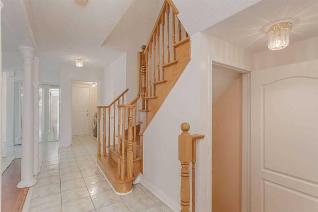 40 Futura Ave, House semidetached with 4 bedrooms, 4 bathrooms and 4 parking in Richmond Hill ON | Image 14