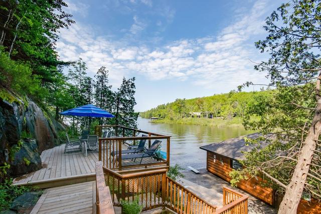9 - 1113 Golf Avenue Rd W, House detached with 5 bedrooms, 5 bathrooms and 13 parking in Muskoka Lakes ON | Image 1