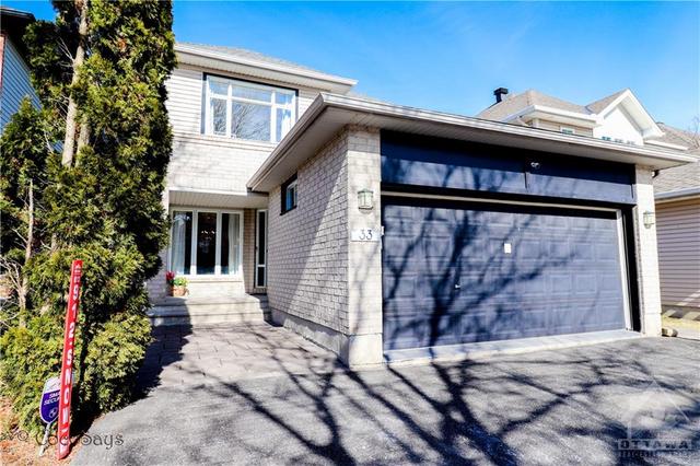 33 Spur Avenue, House detached with 4 bedrooms, 4 bathrooms and 6 parking in Ottawa ON | Image 1