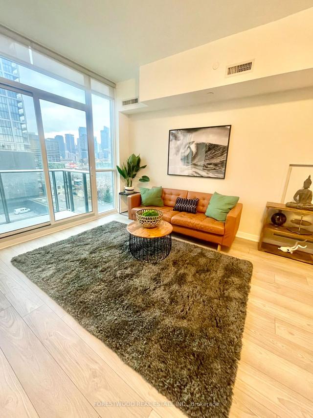 807 - 120 Parlament St S, Condo with 2 bedrooms, 3 bathrooms and 1 parking in Toronto ON | Image 5