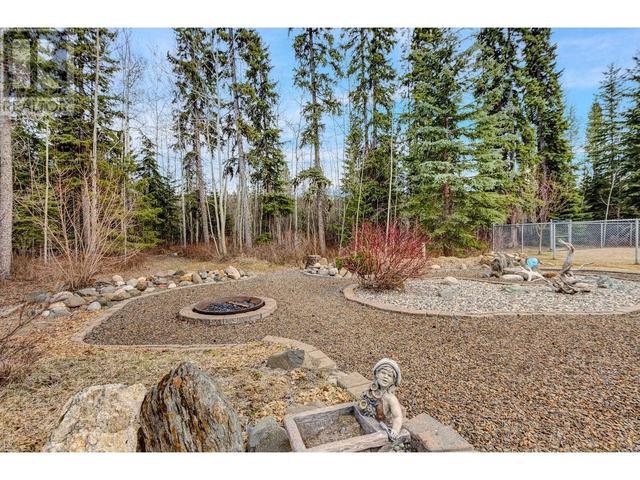 5904 Kovachich Drive, House detached with 4 bedrooms, 3 bathrooms and null parking in Prince George BC | Image 34