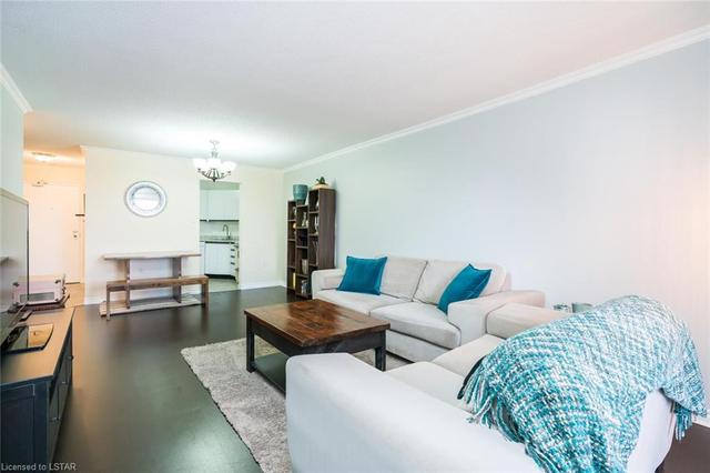 806 - 858 Commissioners Road, House attached with 1 bedrooms, 1 bathrooms and 1 parking in London ON | Image 5