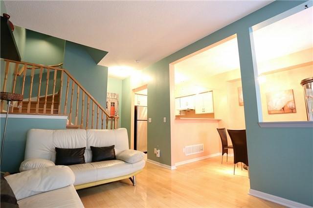 20 - 8 Cox Blvd, Townhouse with 4 bedrooms, 3 bathrooms and 2 parking in Markham ON | Image 4