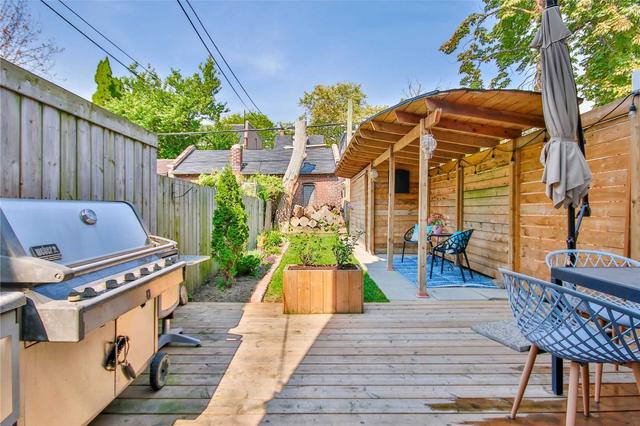 686 Gerrard St E, House attached with 3 bedrooms, 4 bathrooms and 0 parking in Toronto ON | Image 10
