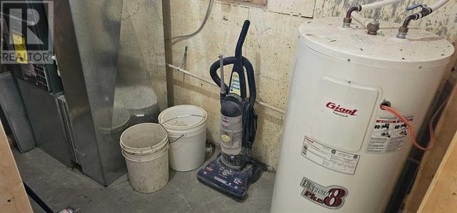 electric hot water heater | Image 33