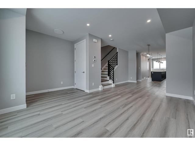11444 70 St Nw Nw, House detached with 4 bedrooms, 3 bathrooms and 2 parking in Edmonton AB | Image 14