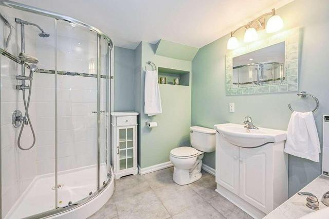 4 Caroline St, House detached with 3 bedrooms, 2 bathrooms and 3 parking in St. Catharines ON | Image 16