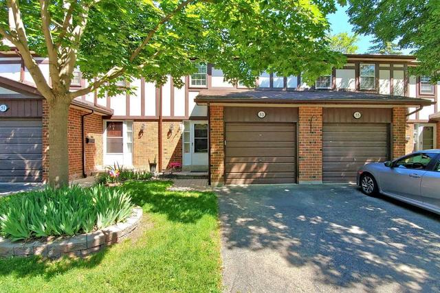 53 Gordon Way, Townhouse with 3 bedrooms, 2 bathrooms and 2 parking in Markham ON | Image 1