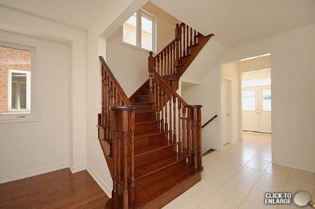 6 Goswell St, House detached with 5 bedrooms, 4 bathrooms and 4 parking in Brampton ON | Image 2