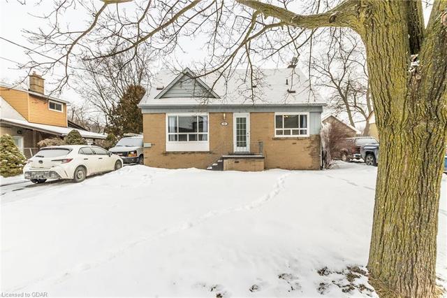 32 Meyer Drive, House detached with 4 bedrooms, 2 bathrooms and 6 parking in Guelph ON | Image 13