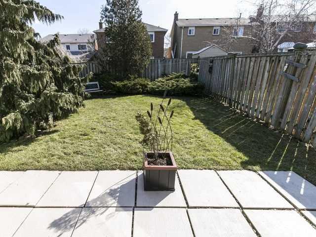 74 Nuttall St, House detached with 3 bedrooms, 3 bathrooms and 2 parking in Brampton ON | Image 10